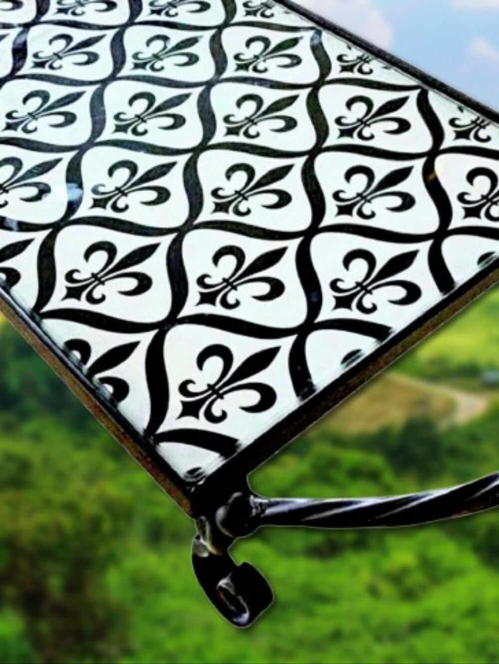 Like New! Mud Pie Fleur-de-lis Rectangular Tempered Glass Serving Tray.